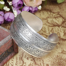 Load image into Gallery viewer, Ancient Ethnic Bangle - Super Sale