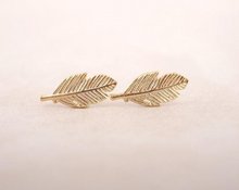 Load image into Gallery viewer, Feather Earring