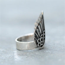 Load image into Gallery viewer, Vintage Angel Wings Ring
