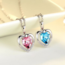 Load image into Gallery viewer, The Lover's Heart Necklace