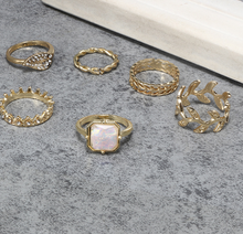 Load image into Gallery viewer, The Nature Queen Ring Set