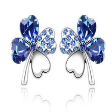 Load image into Gallery viewer, Lucky Clover Crystal Earrings