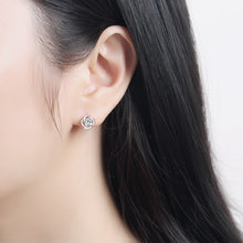 Load image into Gallery viewer, Sterling Silver Clover Earrings