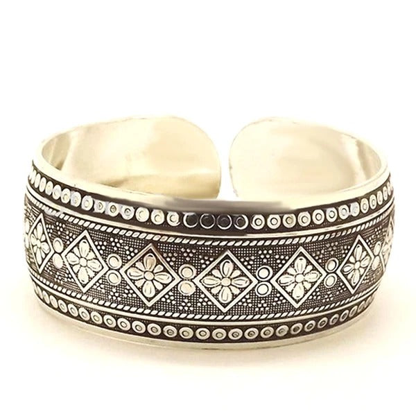 The Tibetan Love Cuff - Bangle Super Sale