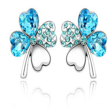 Load image into Gallery viewer, Lucky Clover Crystal Earrings