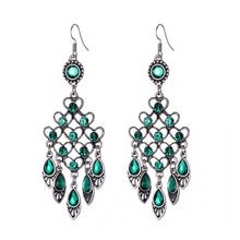 Load image into Gallery viewer, Emerald Gypsy Drop Earrings
