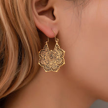 Load image into Gallery viewer, Antique Style Gypsy Earrings