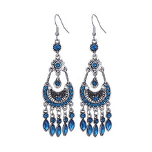 Load image into Gallery viewer, Emerald Gypsy Drop Earrings