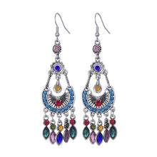 Load image into Gallery viewer, Emerald Gypsy Drop Earrings