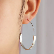 Load image into Gallery viewer, Elegant Hoop Plate Earrings