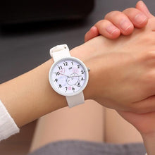 Load image into Gallery viewer, Cute Cat Wristwatch